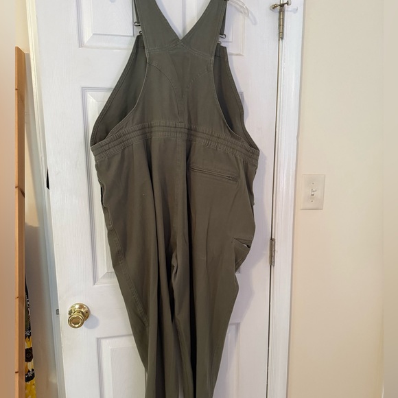Carhartt Overalls - Picture 3 of 4